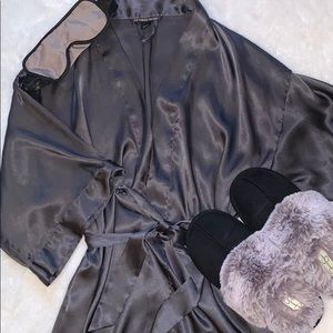 COPY - Victoria’s Secret Kimono robe